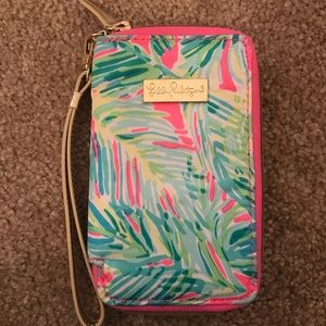 Lilly Pulitzer iPhone Wristlet
